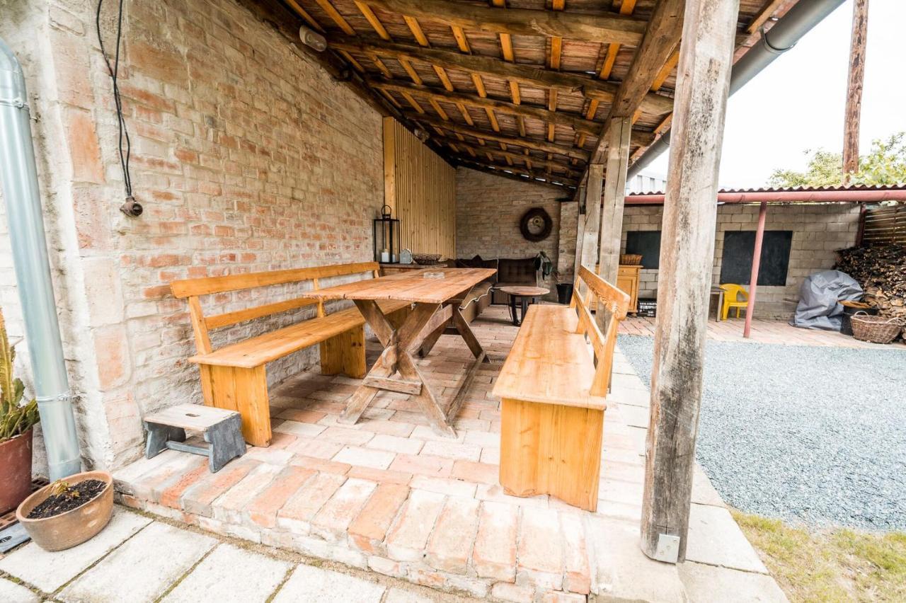 Apartmán ve Dvoře Ratiskovice Exterior foto